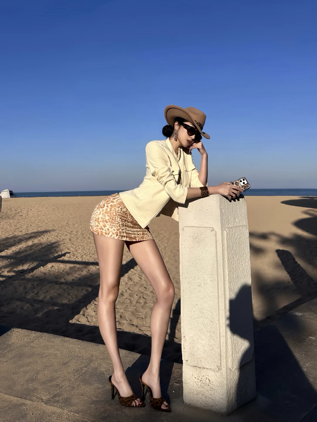 明媚又充满野性的