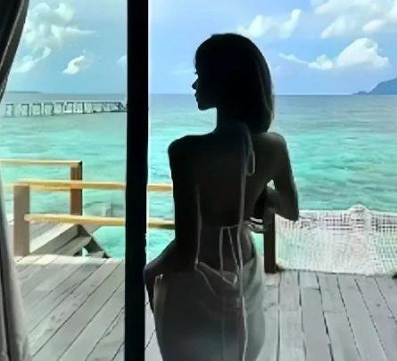 电脑常用快捷键大全收集，收藏备用
1. CtrL + A 全选
2. Ctrl 