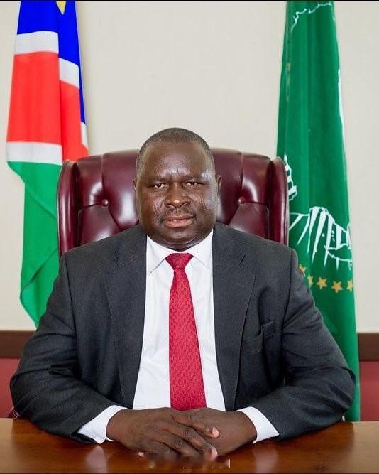 现年59岁的阿道夫·希特勒·乌诺纳（Adolf Hitler Uunona）有望