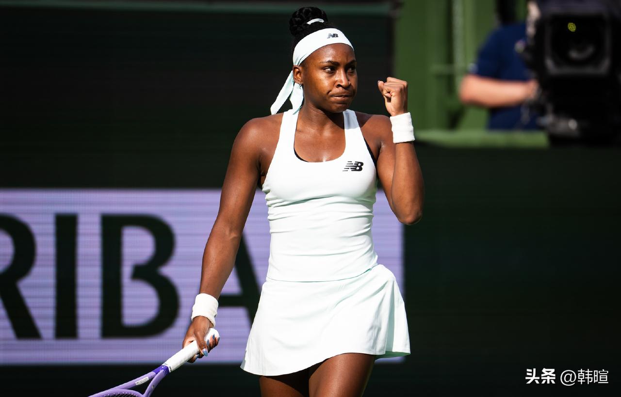 恭喜！高芙拿到一场“很高芙”的胜利！
印第安维尔斯1000赛女单第二轮，4号种子