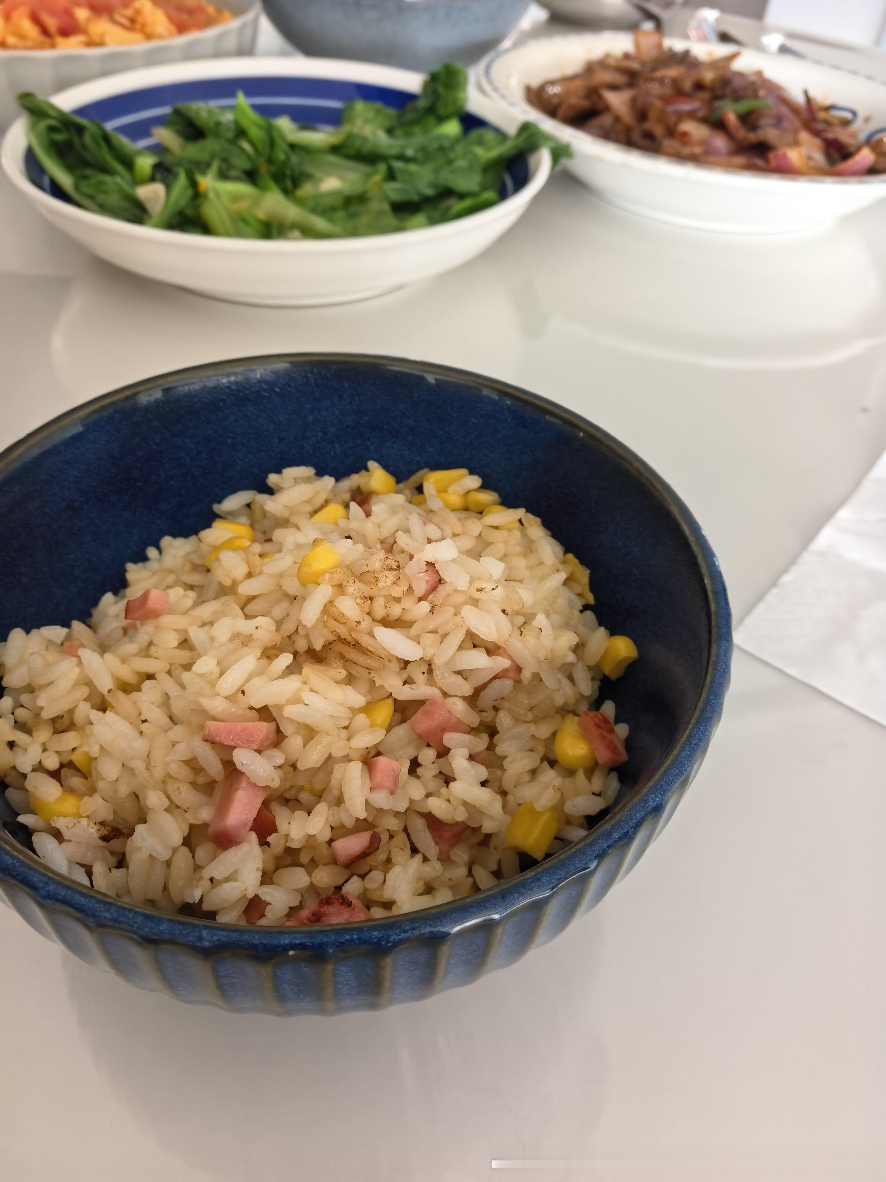 番茄炒蛋 清炒菜心 好吃猪肝 黯然销魂炒饭[挖鼻]吃饭！午饭要积极[超话] ​​