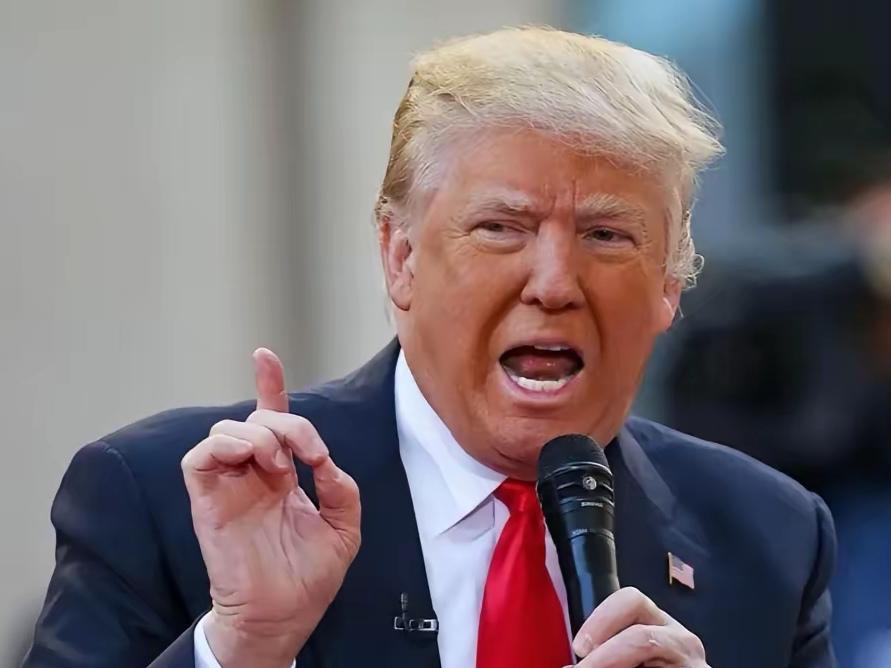 特朗普无愧是商业总统，只许他放火不许别人点灯，把国际秩序玩到了极致。为了石油，绑