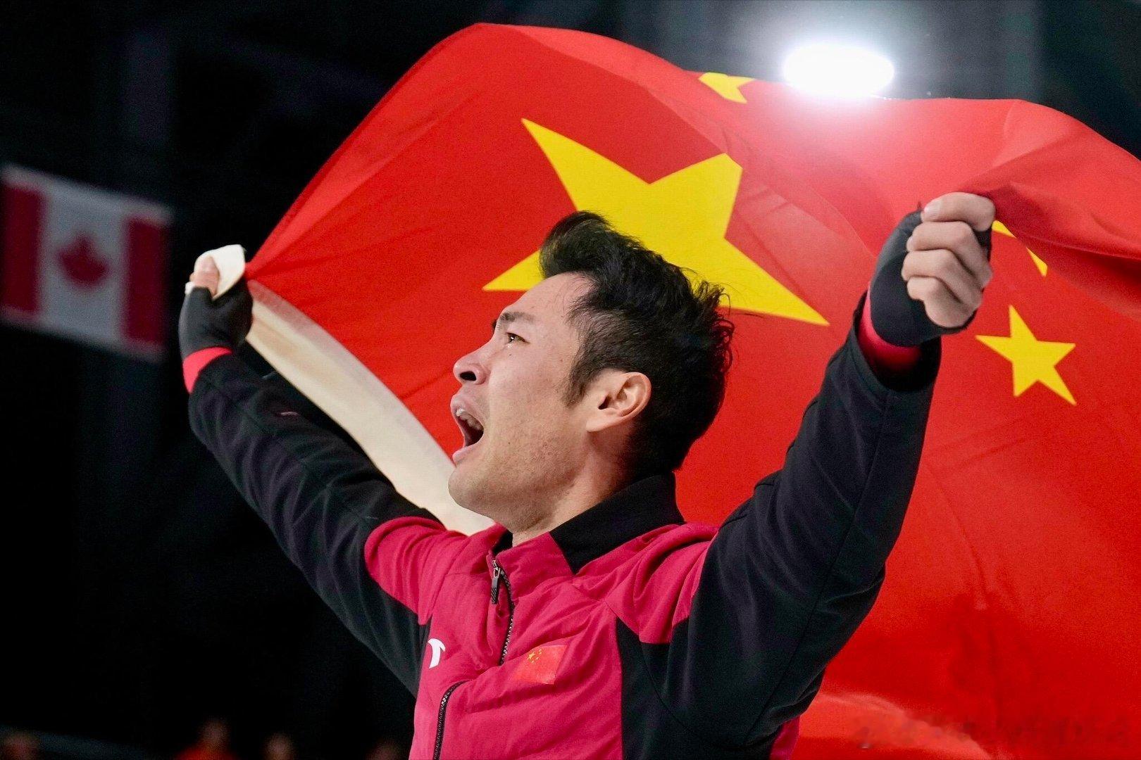 宁忠岩说怀疑教练报假表了这就是快到怀疑人生吗！快到认为是表有问题了 