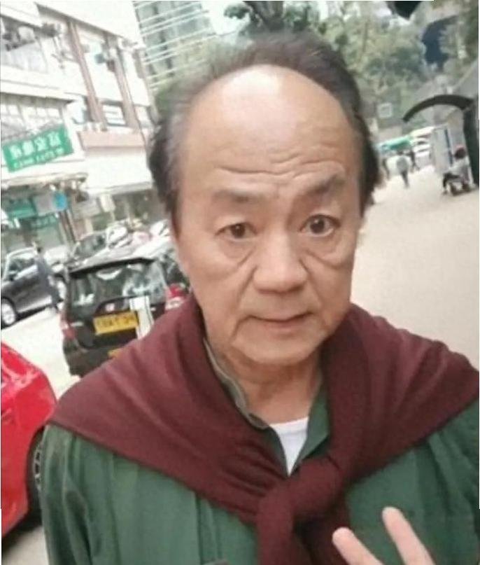 年轻时是帅的教科书，这位男神老了却丑得千姿百态越活越走样 