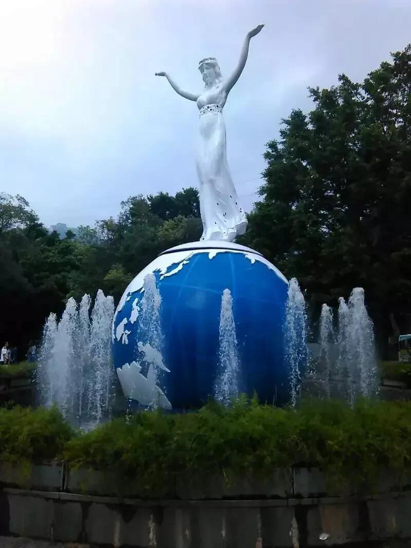 当年的东部华侨城