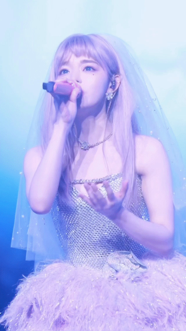 黄霄雲唱盲选的杀伤力 黄霄雲的盲选，高音震撼，低吟动人，仿佛能穿透一切，这杀伤力