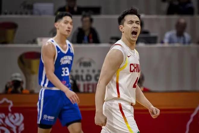 说说男篮能够在最后时刻翻盘省队的三大关键先生！
1 第一大关键先生---赵继伟