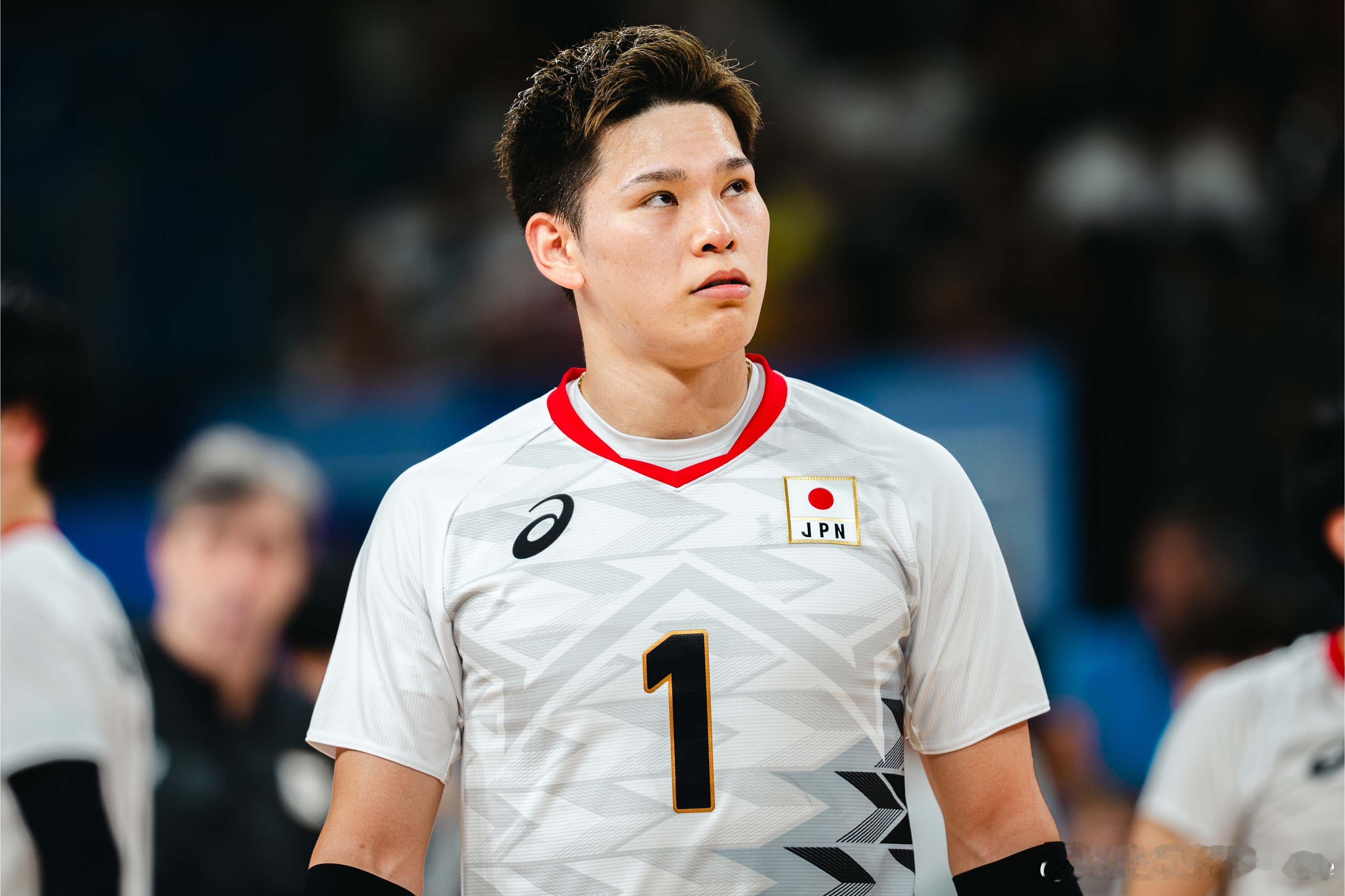 #2024年巴黎奥运会# #意大利男排3比2日本男排# 日本男排冲击奥运会4强失