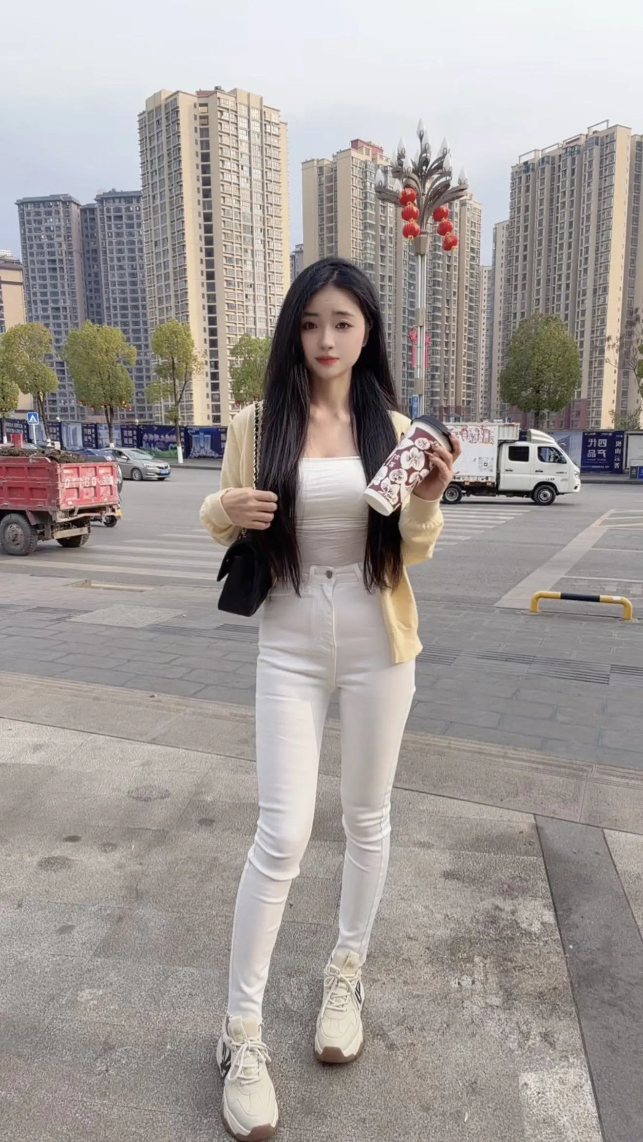 奶茶一杯快乐加倍