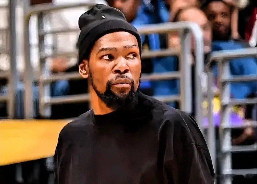 湖人慌了！杜兰特G2大概率复出今日，据The Athletic名记Sam Ami