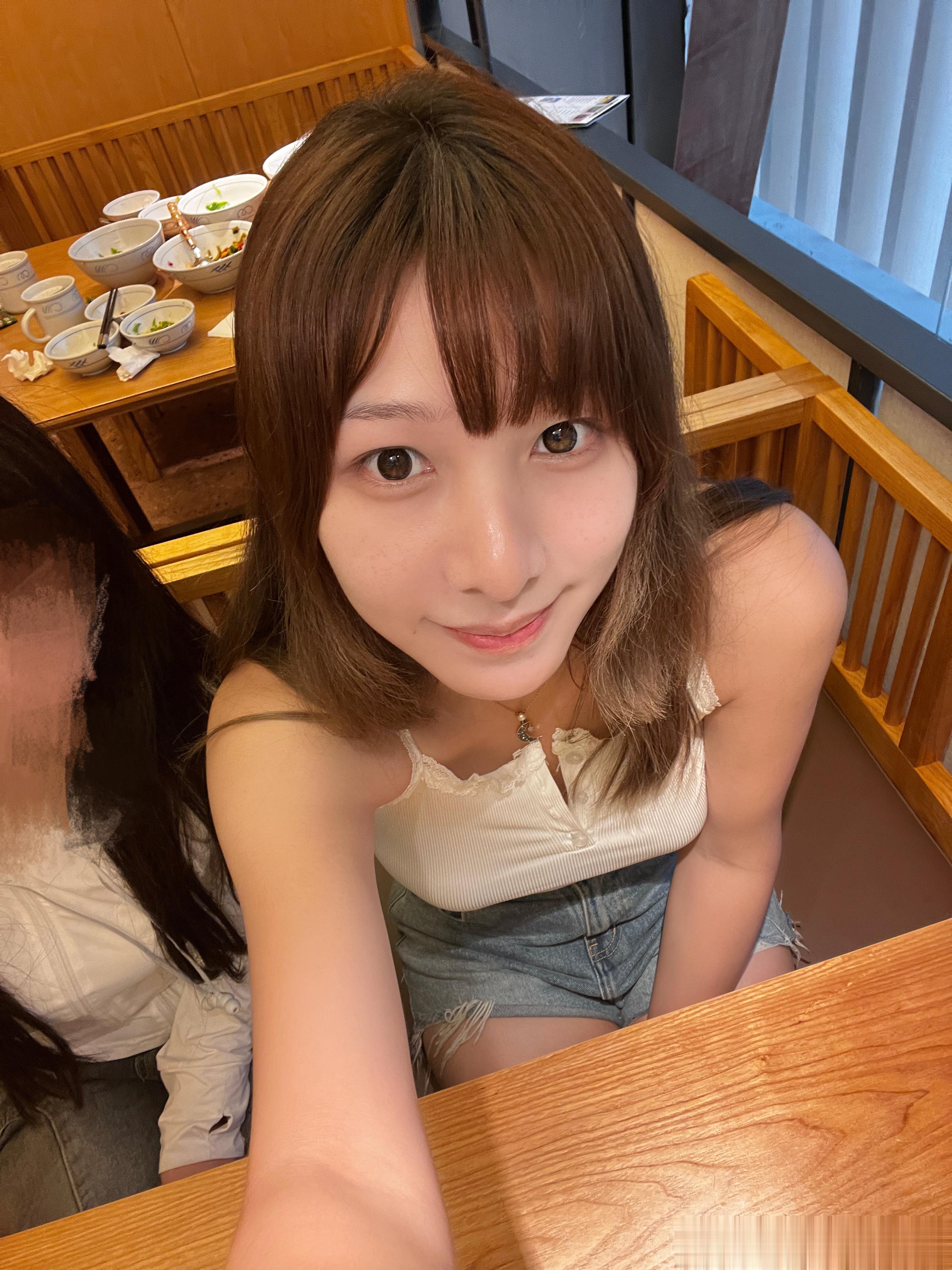 又到了饭点 今晚吃什么呢？[doge] ​​​