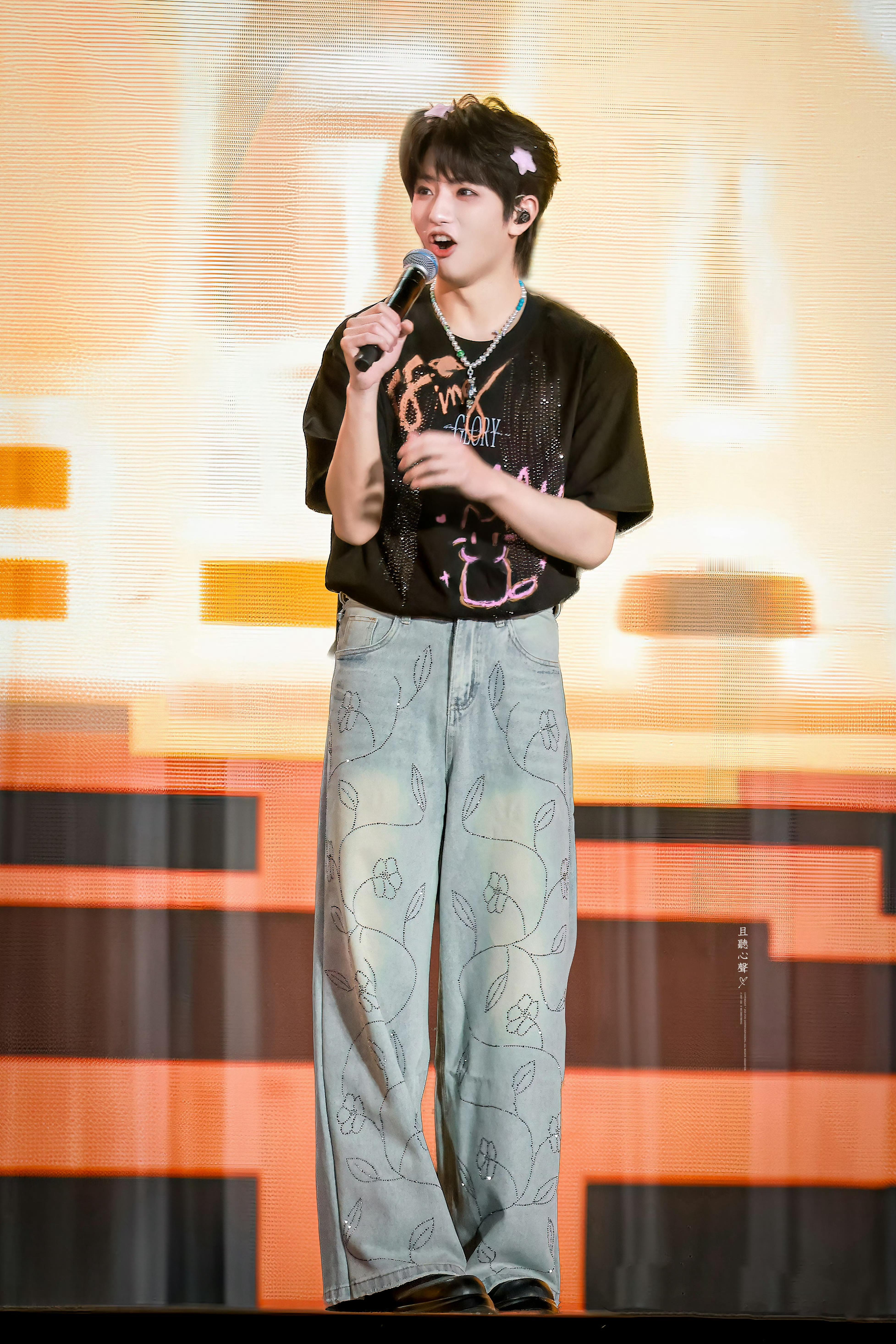 只期待穆祉丞唱跳俱佳满分男期待荣耀之战穆祉丞张峻豪合作