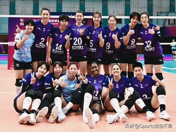 中国女子排球超级联赛季后赛第五轮3月10日先赛两场，天津渤海银行主场连下三局力克