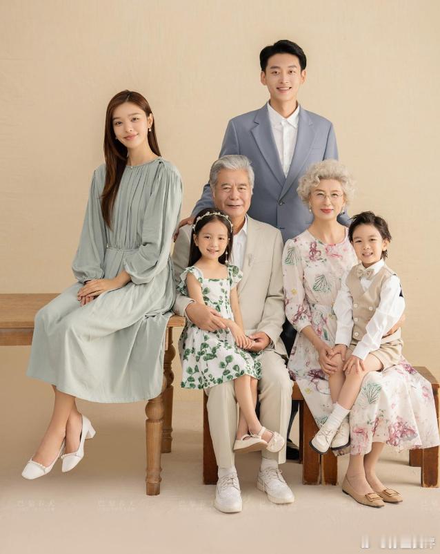 【一夫一妻制婚姻制度会消失吗？孙玉良：人类对爱情的需求是永恒的】近来在抖音平台传