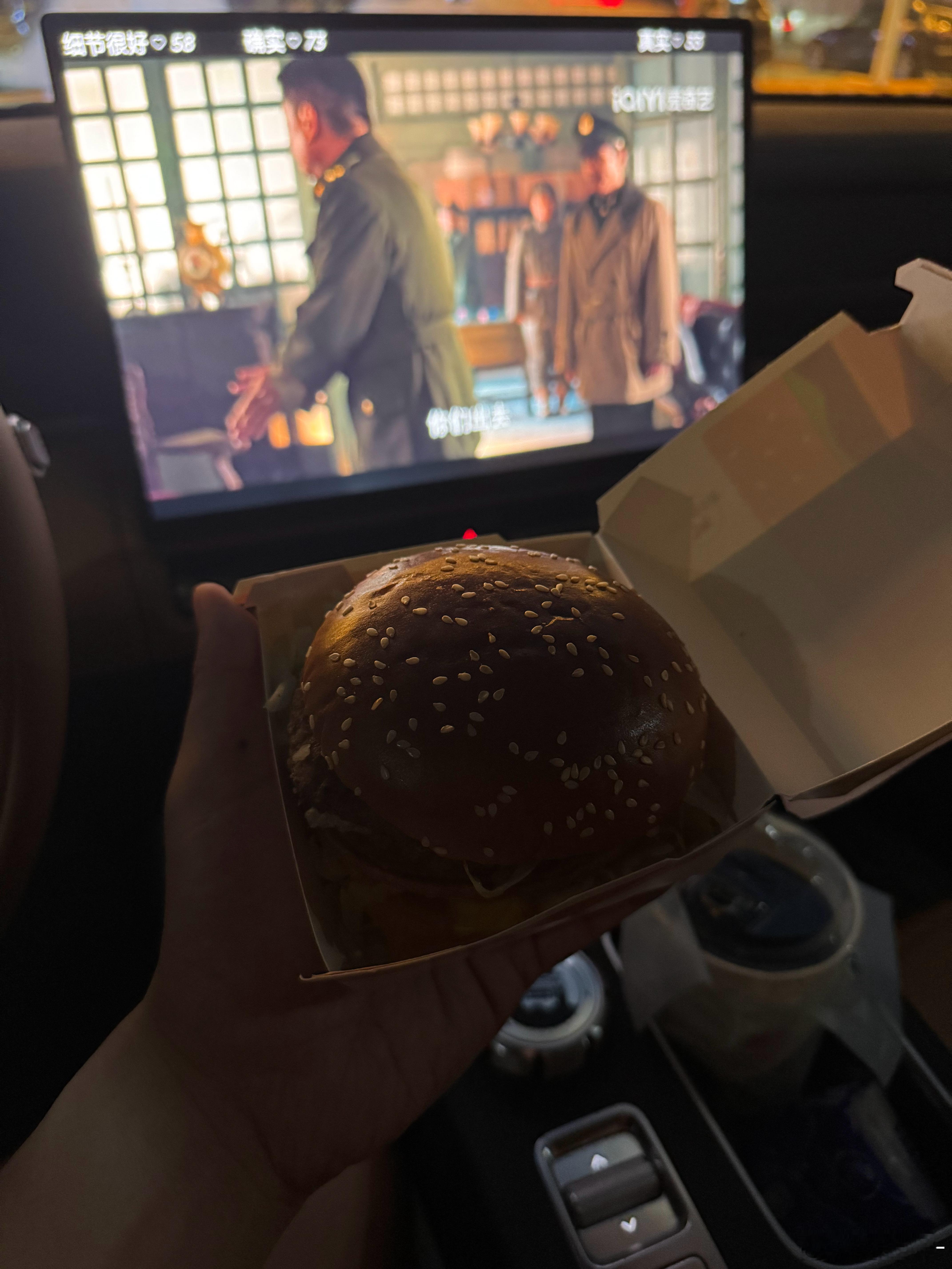 充着电炫着麦美滋滋的时刻+1老胡的icar v27
