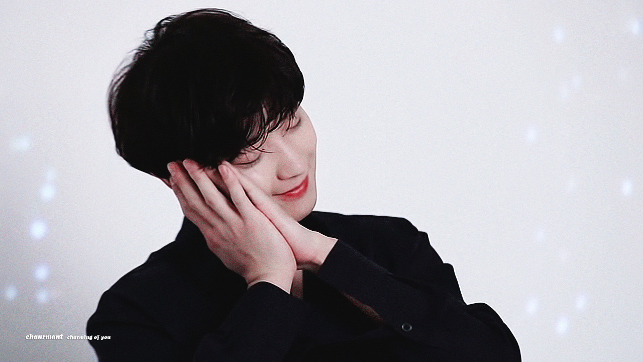 朴灿烈[超话]2019 EXO SEASON'S GREETING ​​​