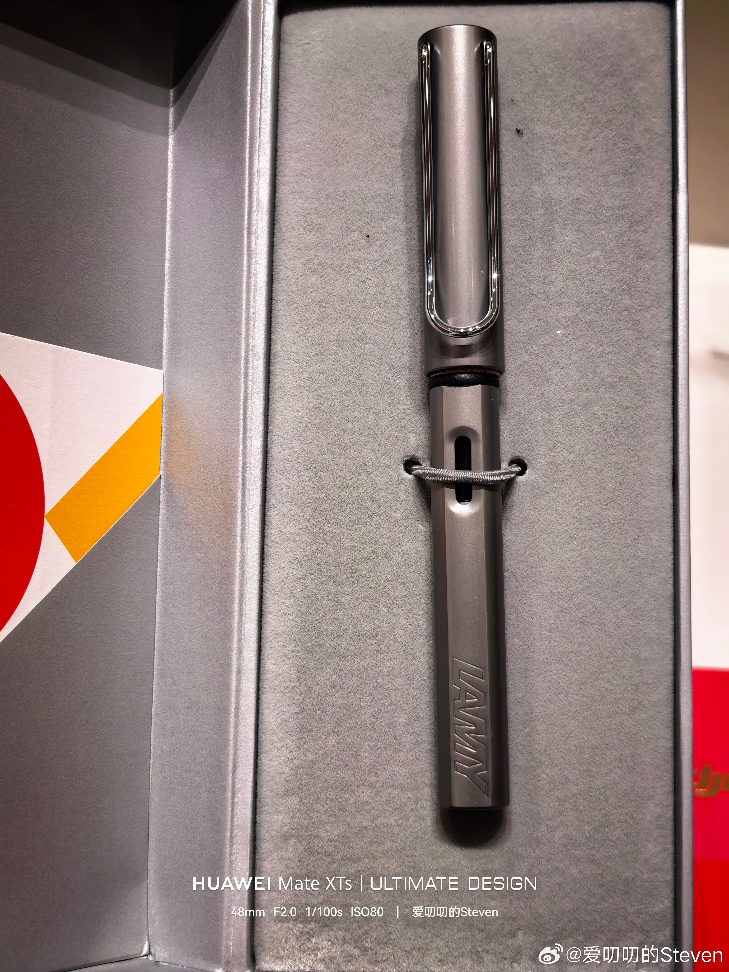 感谢抽奖详情出差回来就收到了大疆 礼物，有一个定制大疆马年徽章，一个纯钛茶壶旅行