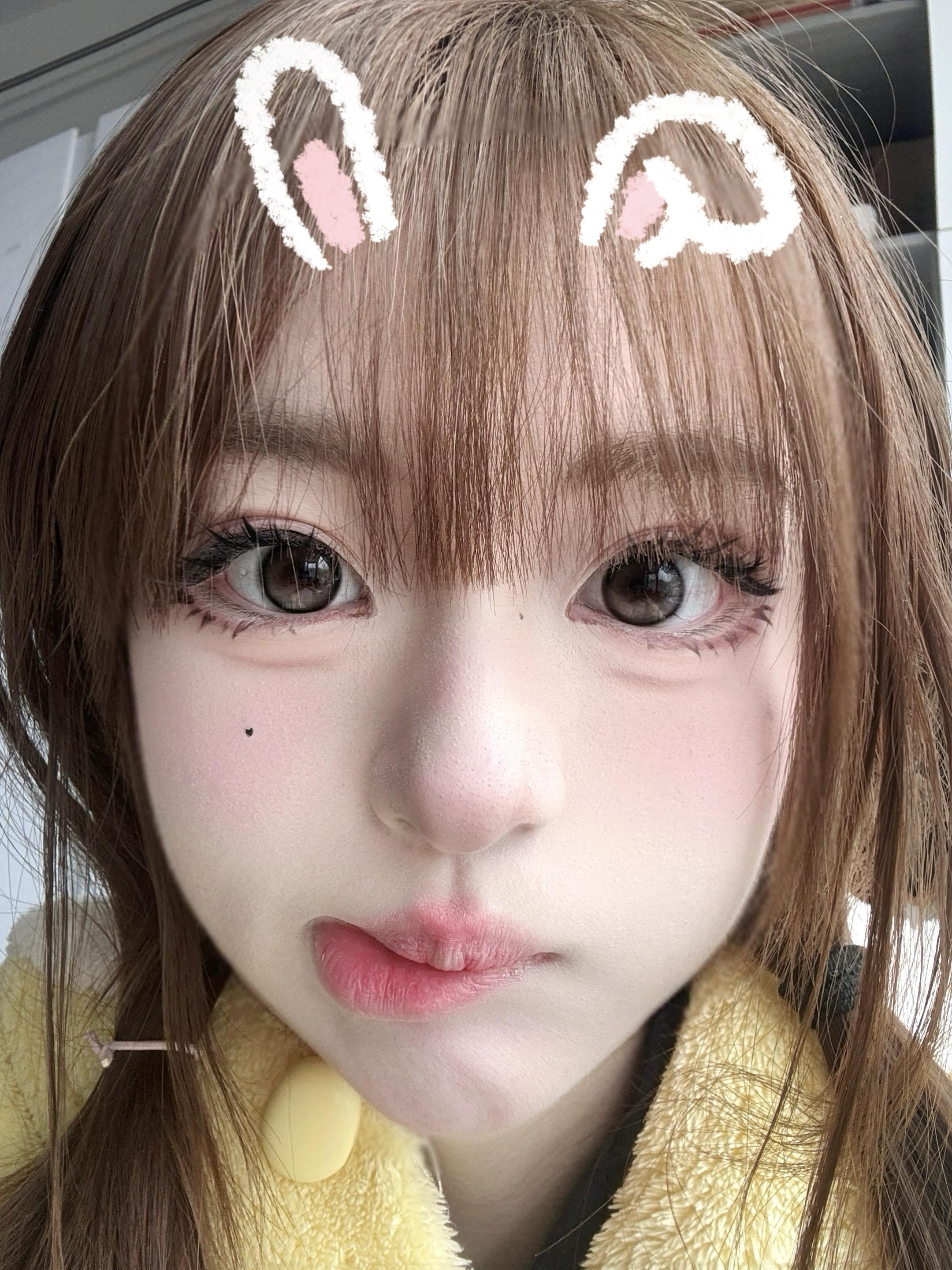 其实每天都是T^T的 和你见面会变成˶>𖥦<