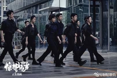 惊蛰无声到底谁说的是真的 走进影院看《惊蛰无声》，就像打开了一扇通往另一个世界的