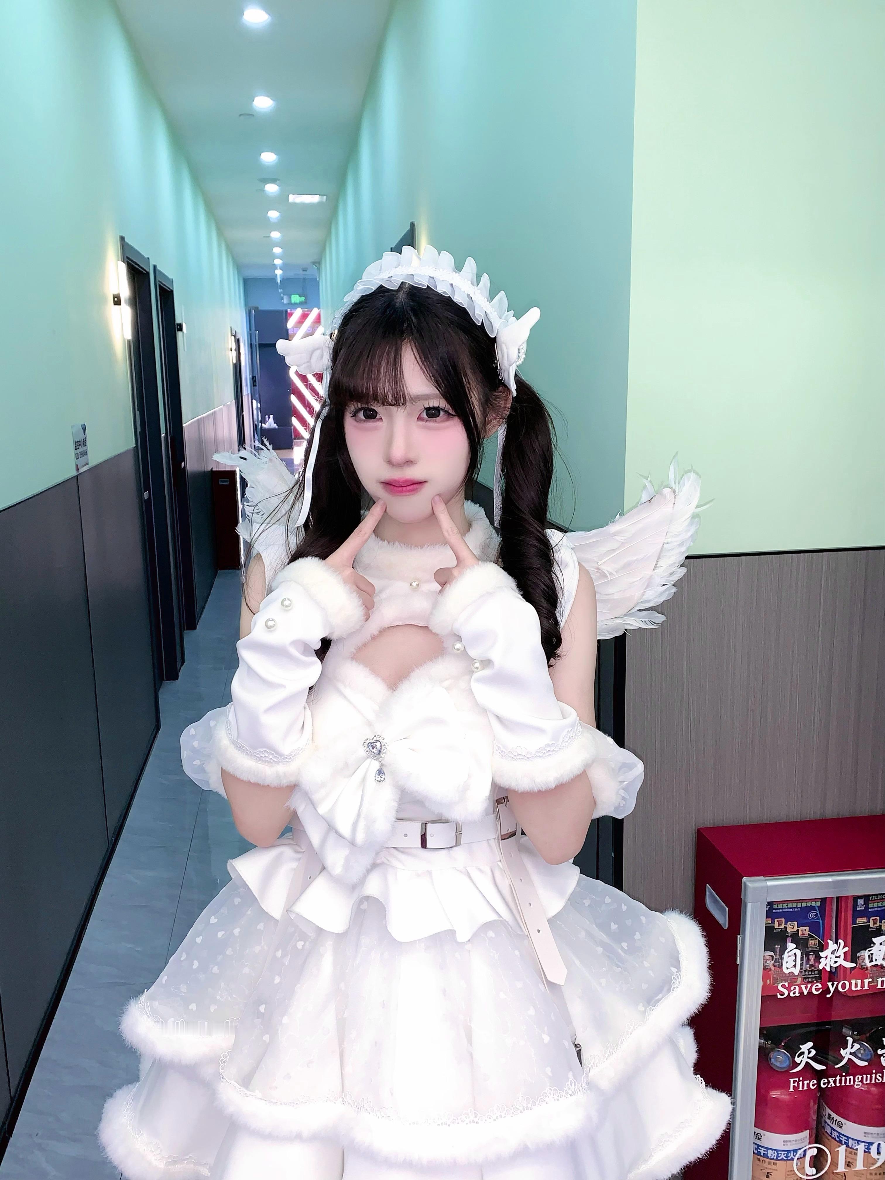 辛勤的小鸟鸟今天排练完啦！想到明天可以跟你见面好开心呀！（记得带上口罩哦！不想你