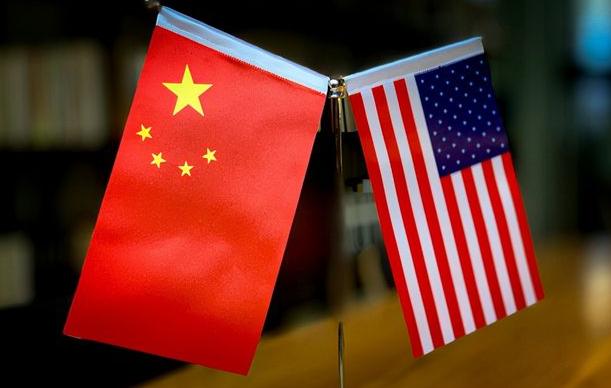 一位退休的美国大使说他这辈子都忘不了一句话。一个中国官员当年私下跟他讲：谢谢你们