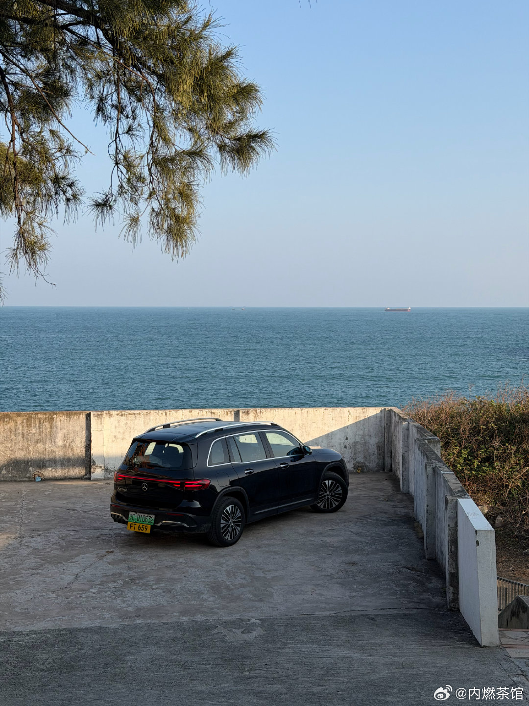 昨天的南下体验，第一次在香港驾驶汽车，比较有趣通行效率很高，且路牌指引清晰，轻松