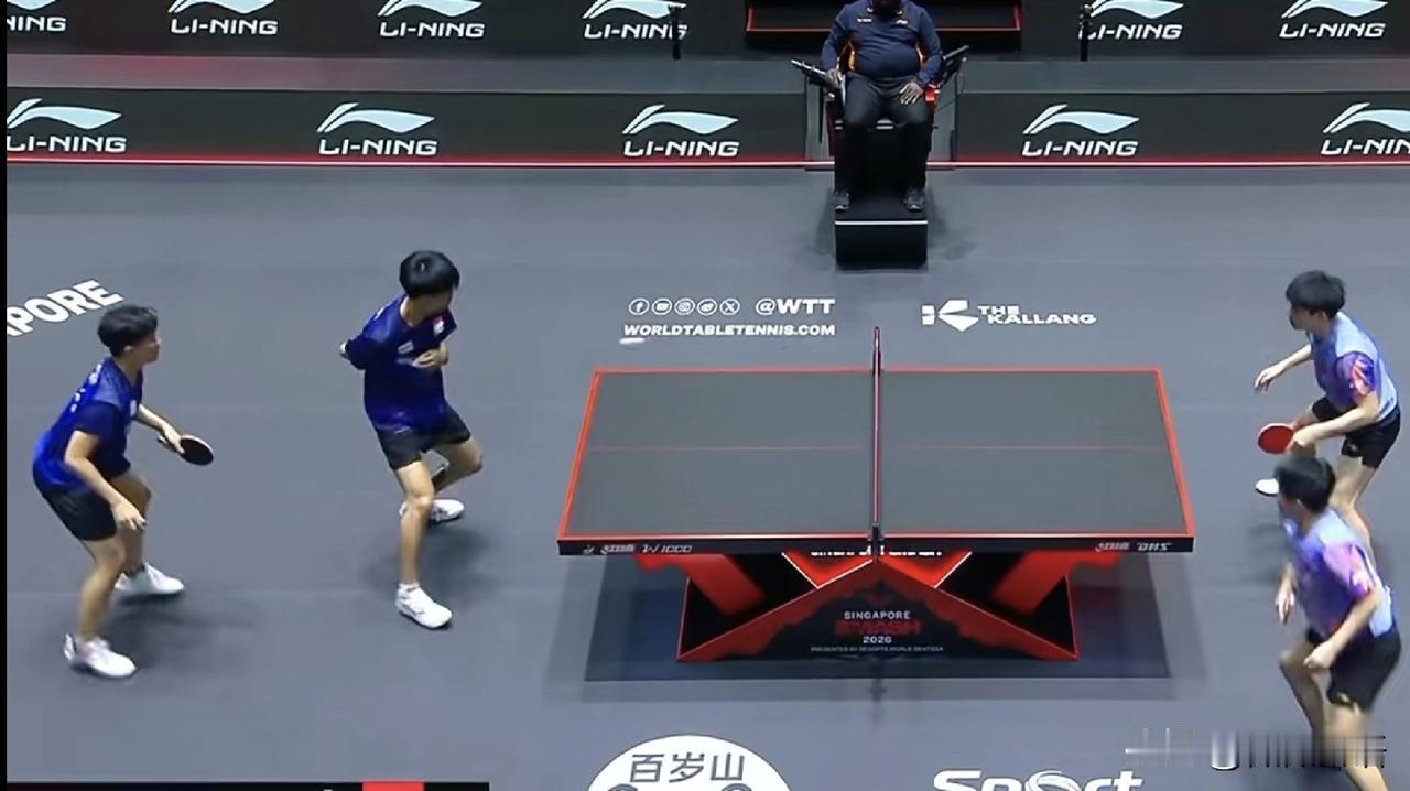 恭喜林诗栋/黄友政晋级男双8强。
这个蔡少恒有两下子啊，背后击球两次都上了，这都