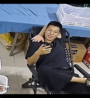 自己把自己吓死 