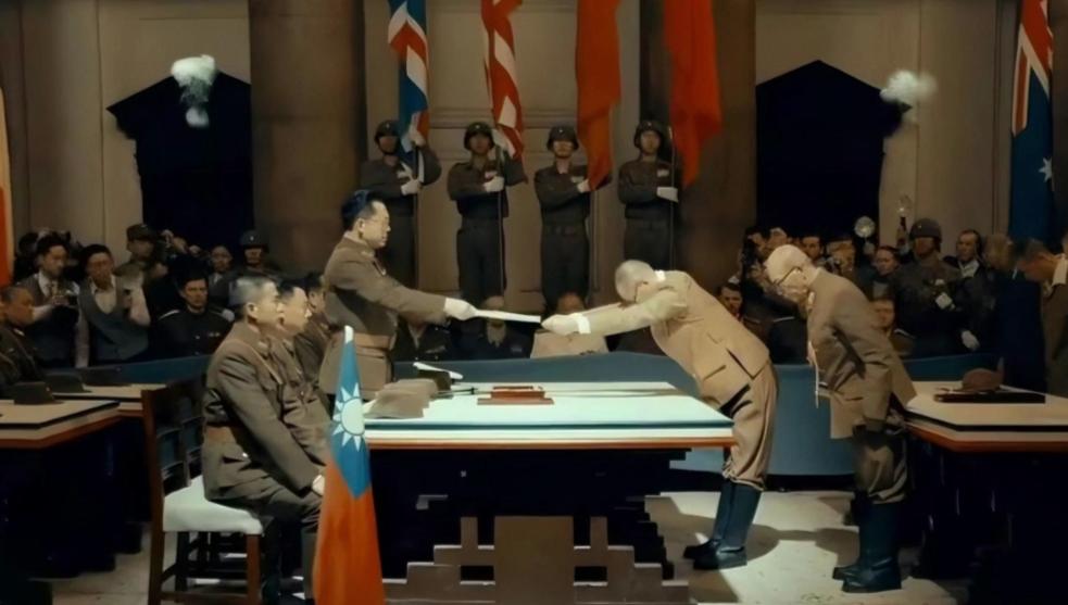 别再傻傻盯着美国了！台湾问题拖了七十多年，背后那双最阴狠、最毒辣的黑手，根本不是