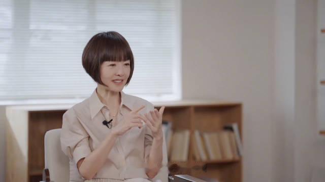 沉寂三年后，姜乘澜扬帆起航！
其实她过往的人生脉络特别清晰：王琦、程十安、姜乘澜！
姜乘澜三幕人生～