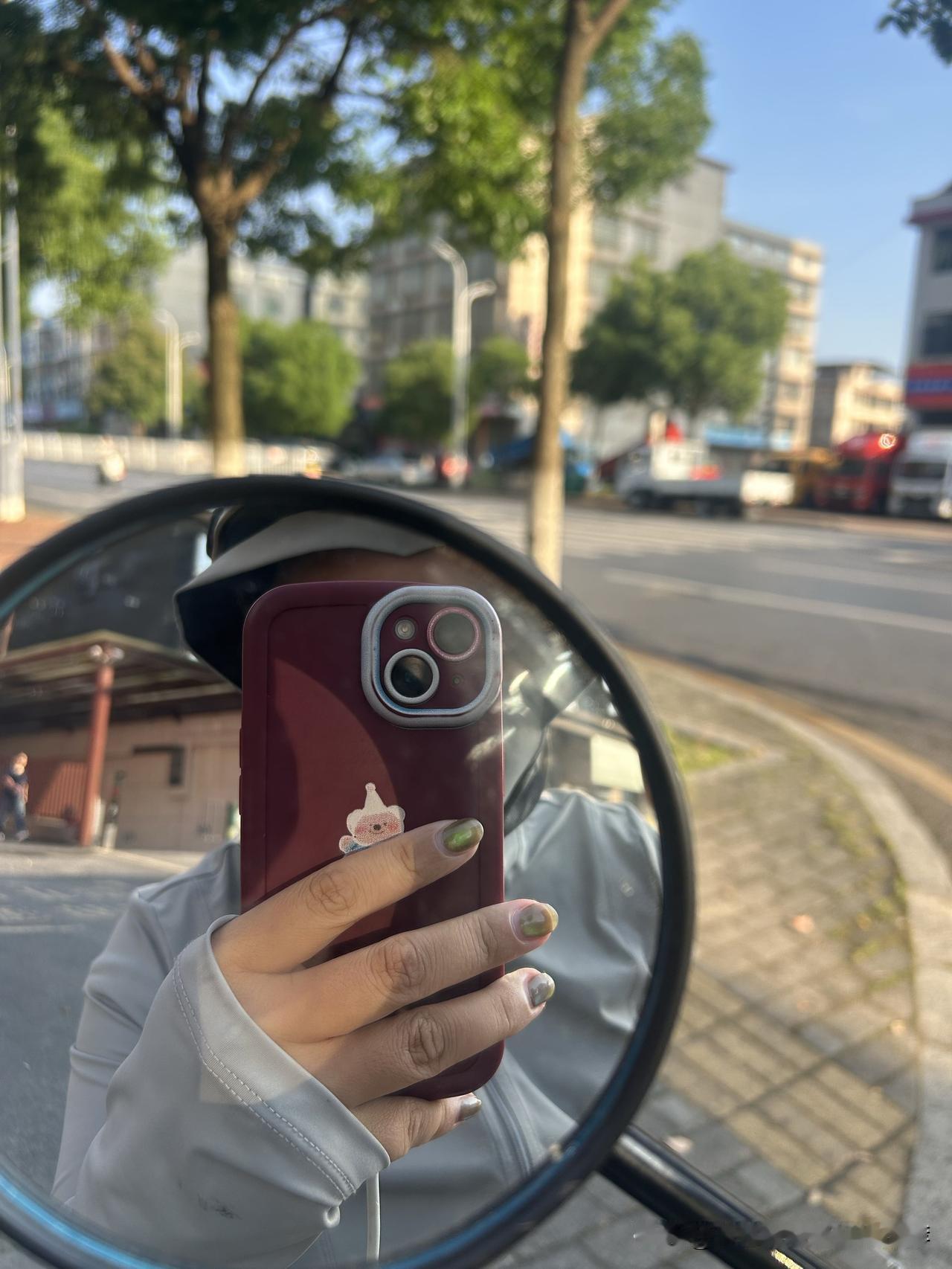 分享我这周有趣的事：女孩子送外卖你怎么看？
