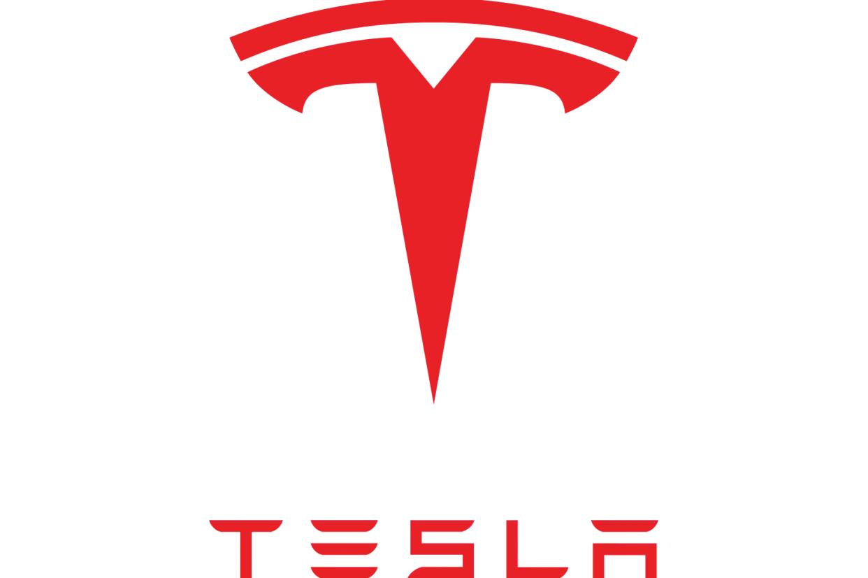 马斯克必须是穿越者
      “特斯拉”新能源汽车，一己之力成为中国新能源汽车