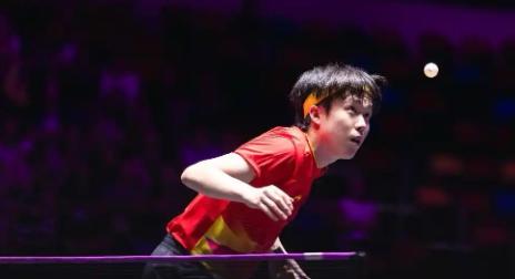 3-2险胜林昀儒，王楚钦赢得确实艰难，但赛后却迎来了3个坏消息：
 
麻烦看官老