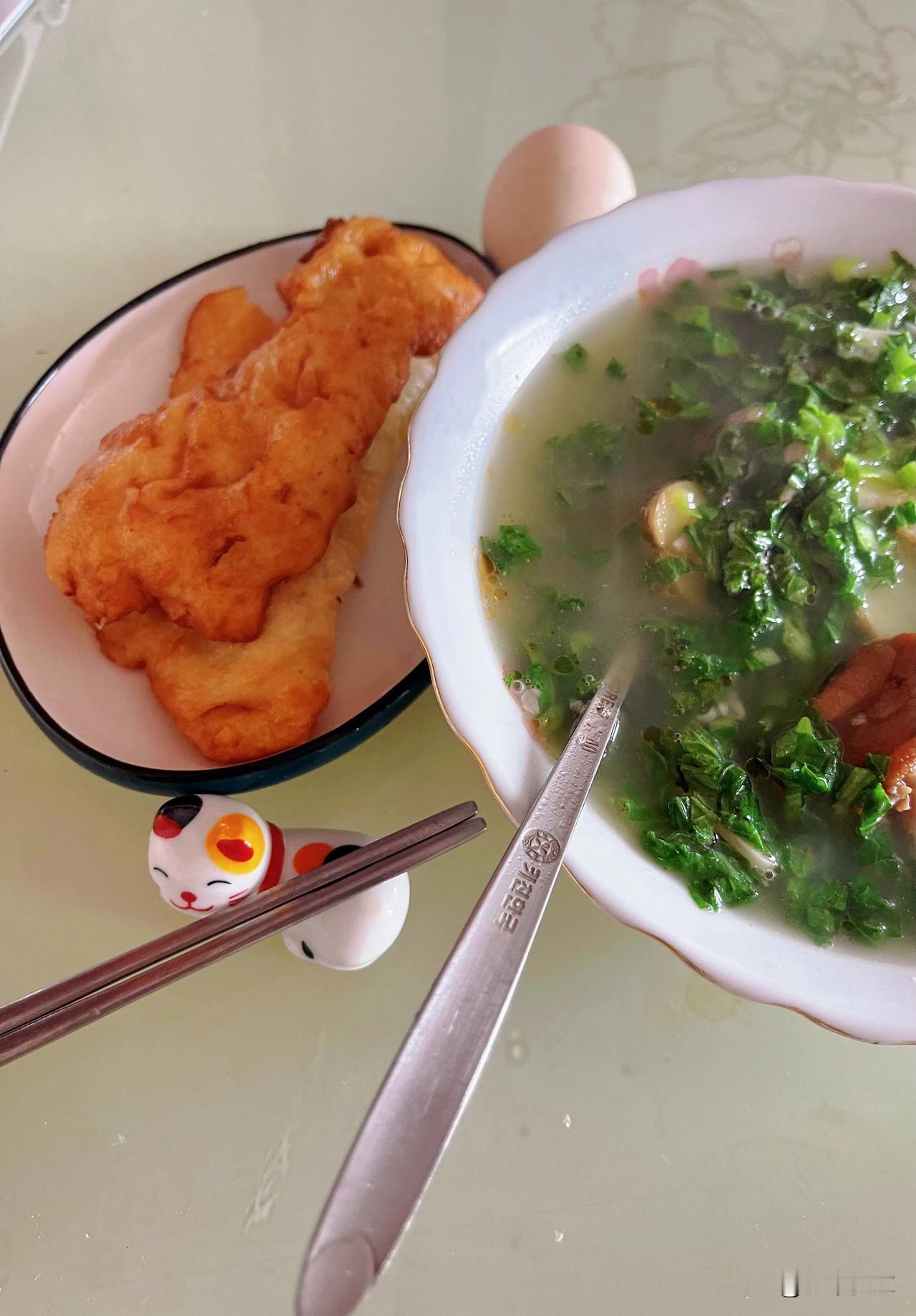 “何不食肉糜”？
答；“干脆肥浓，腐肠之药，故而不齿”[捂脸]