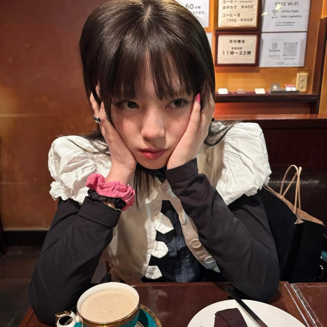 我们在一起不能公开 就连微信合适的备注都没有 只有见面那一刻你才属于我 没名没份