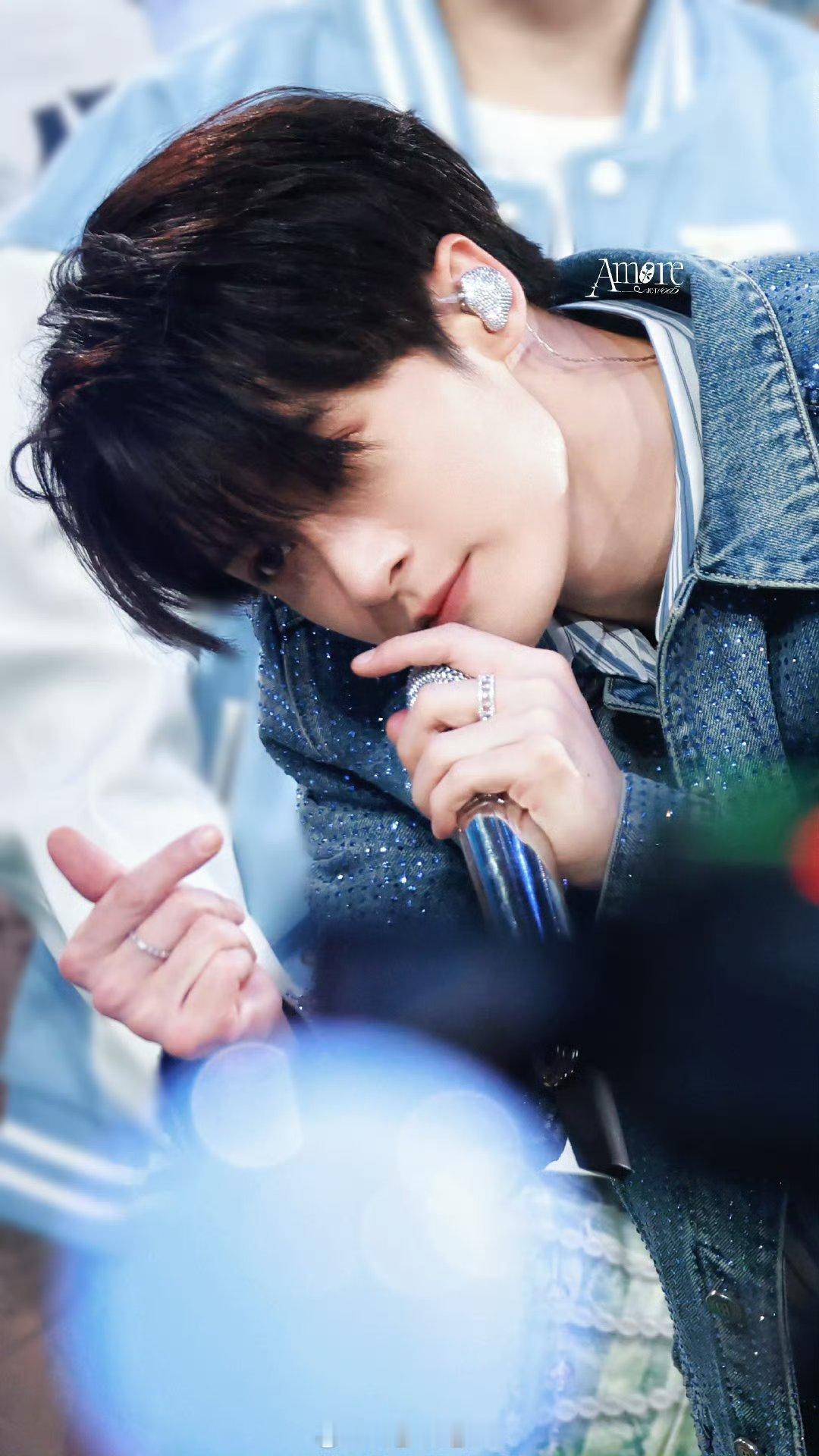 和檀健次一起闹元宵太棒了！檀健次官宣加盟湖南卫视元宵喜乐会，元宵节又有新舞台可以