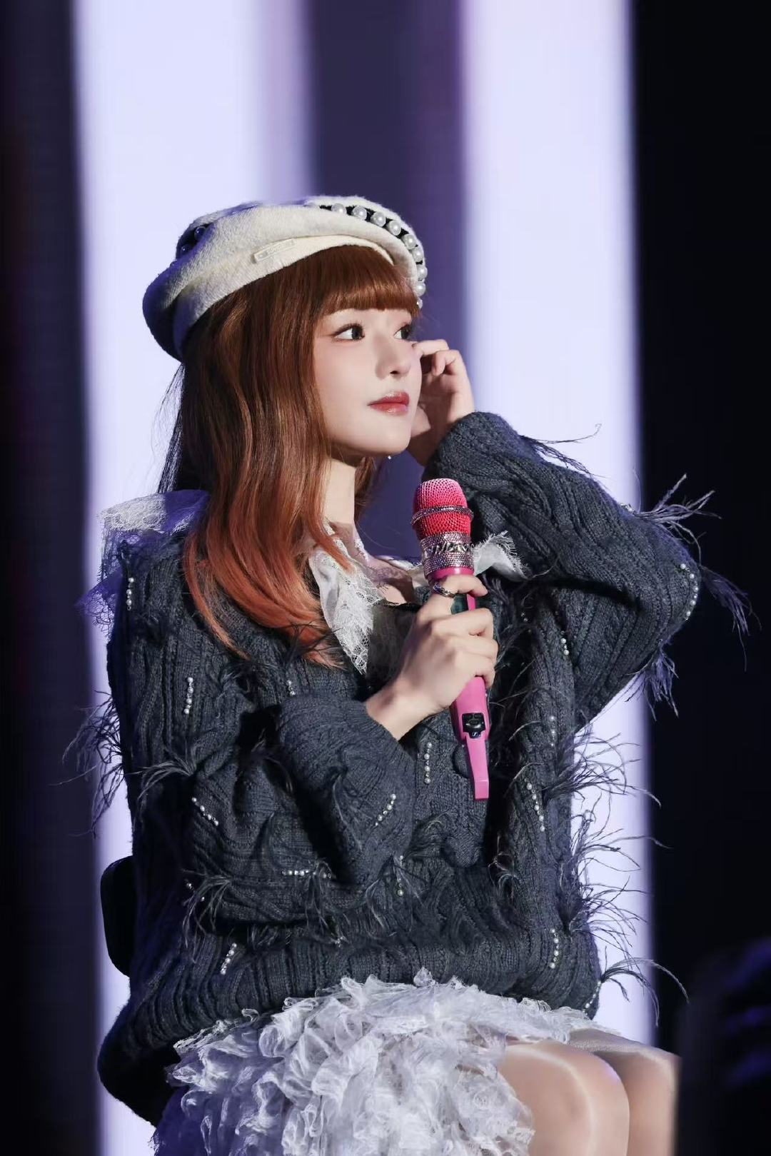 黄霄雲新歌爱如蝉翼 期待已久的黄霄雲新歌《爱如蝉翼》明天上线！一首充满温柔和柔软