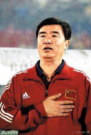 了解阎世铎过往的人大多清楚，他在担任足管中心相关职务期间，有着一个颇为特别的习惯