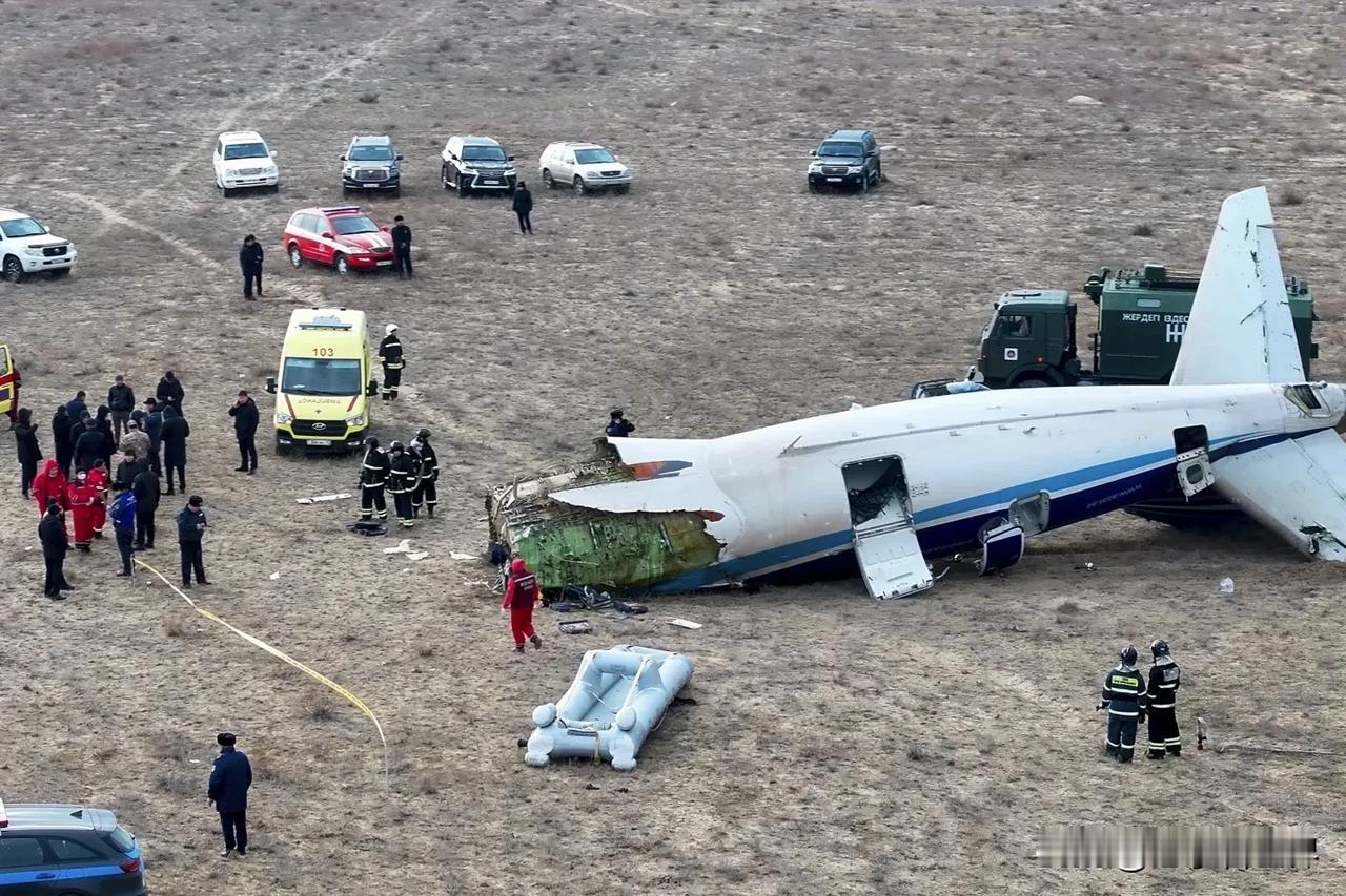 【阿克套空难】阿总统确认在俄罗斯上空受到外部影响
巴库时间12月28日，俄罗斯总
