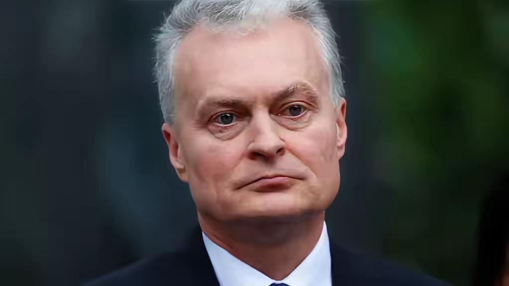 暴跌93%！立陶宛承认涉台误判想改名，美国20亿援助只到账零头，欧盟直接溜了
