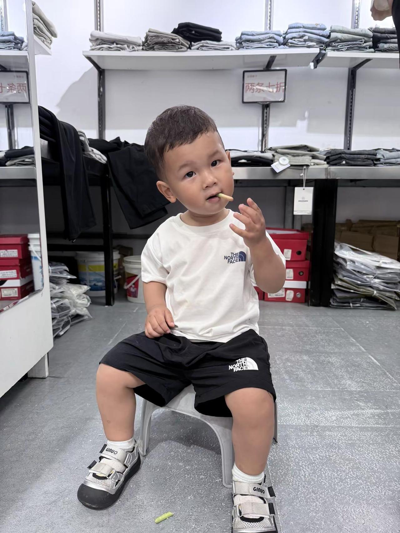 帅的哇哇叫