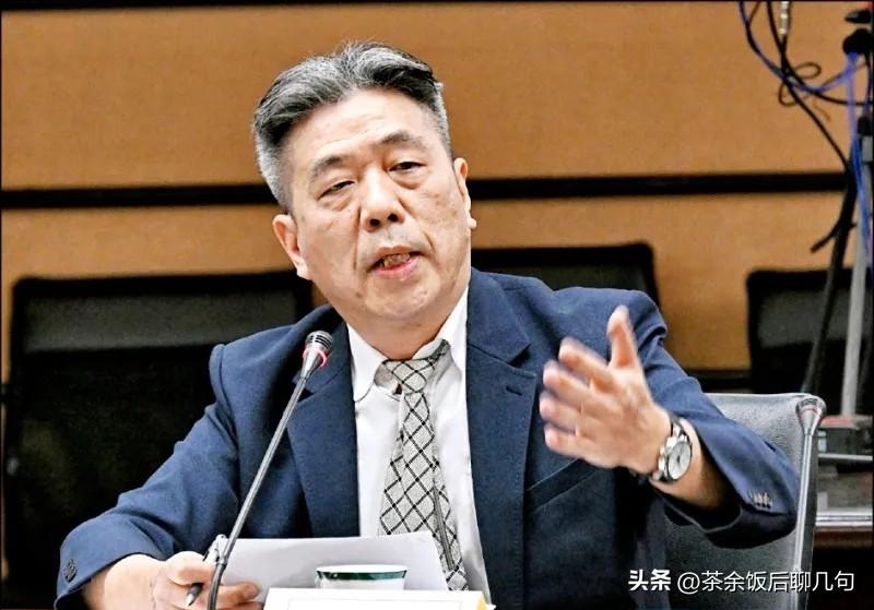 大陆军机已经连续6天没绕台，结果台防务部门智库所长、黄智贤的弟弟苏紫云又开始乱带