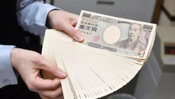 日本奖学金把日本人当日本人整

日本学生支援机构最近公布了一组数据：他们2021