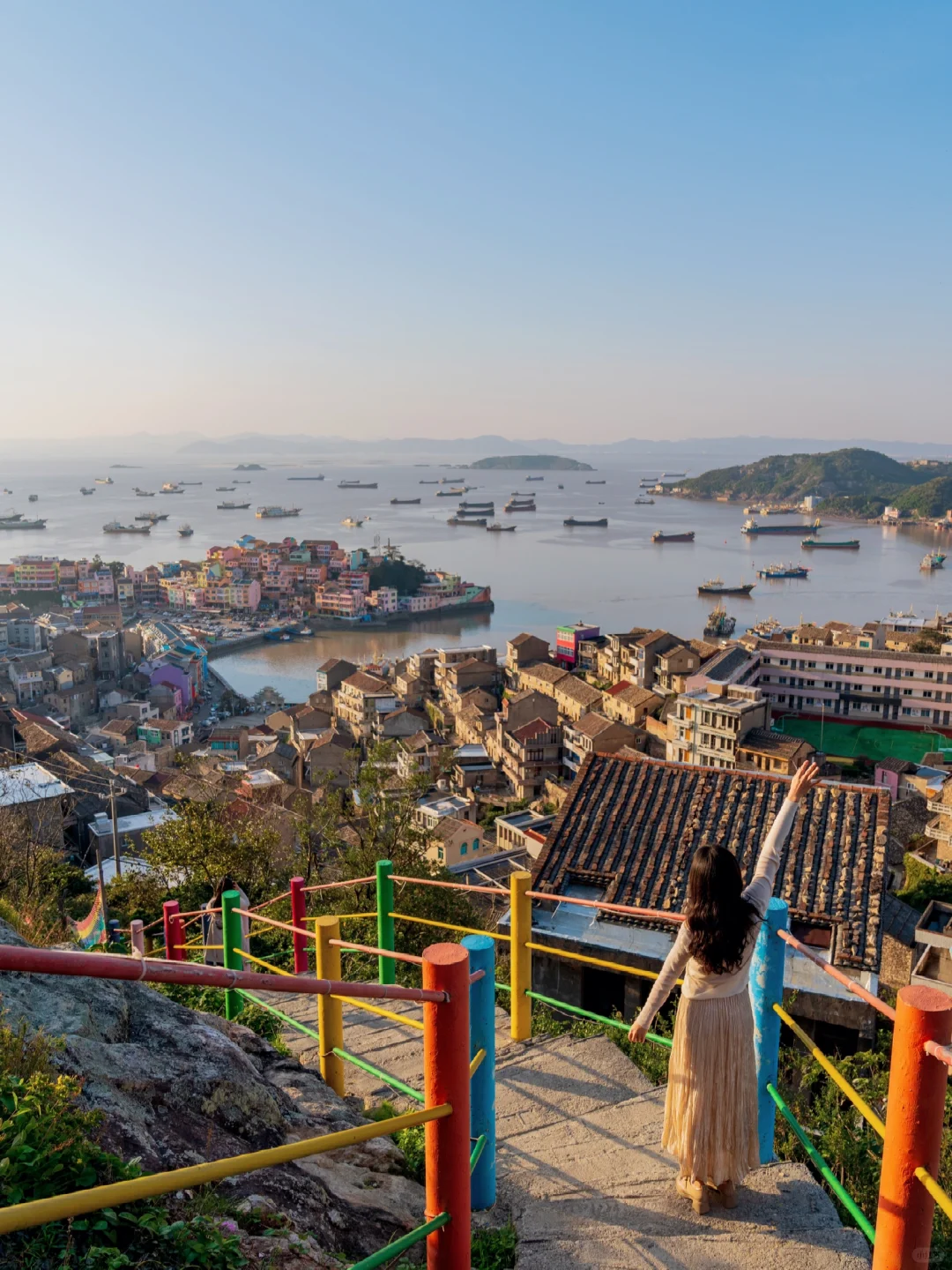坠入五彩童话世界 | 温岭石塘镇旅游攻略！
