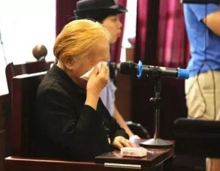 这是爱？还是罪？83岁老母亲用60粒安眠药