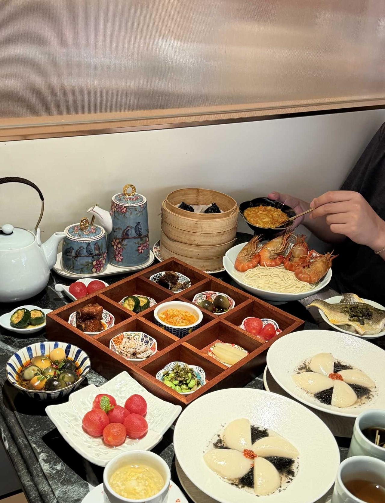 🍜这家蟹黄面店，让我吃到了“鲜”的天花板！
蟹黄面 吃蟹的季节 广州探店 吃出