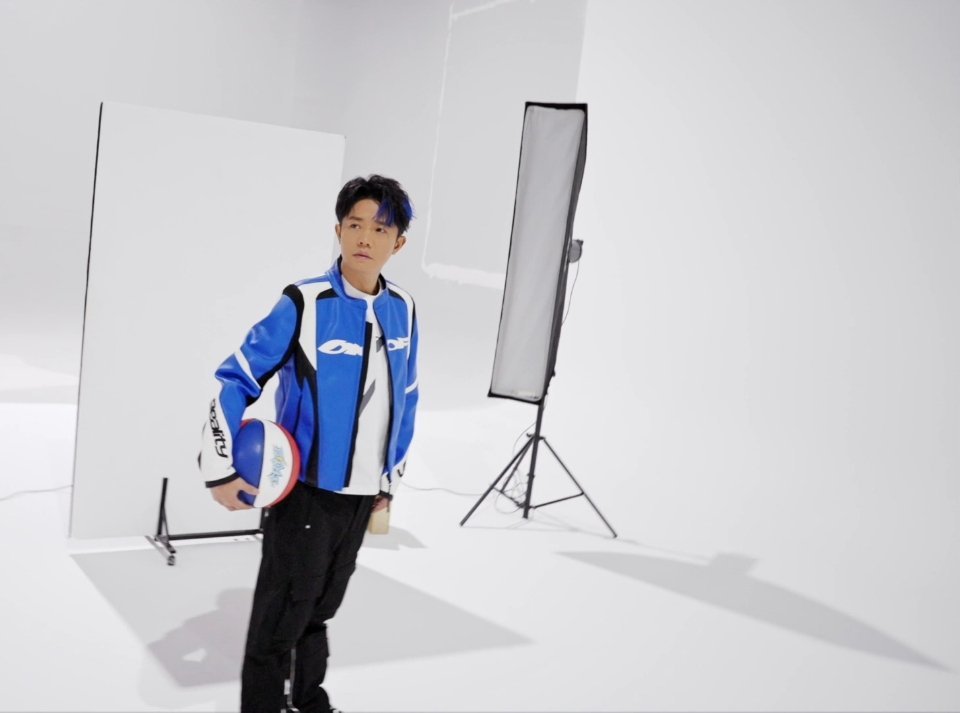 #唱跳rap街篮#这三人组合真的是相当的赞呀，让人期待了 ​​​
