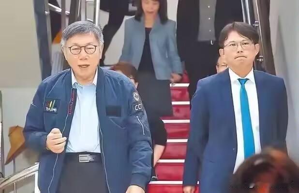 台“民众党”前主席柯文哲、党主席黄国昌，8月30日在台中出席活动时先后公开发声，