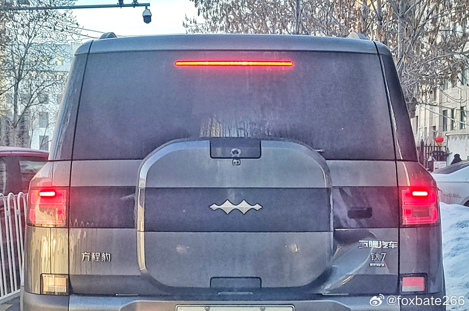 这坑是怎么操作的？