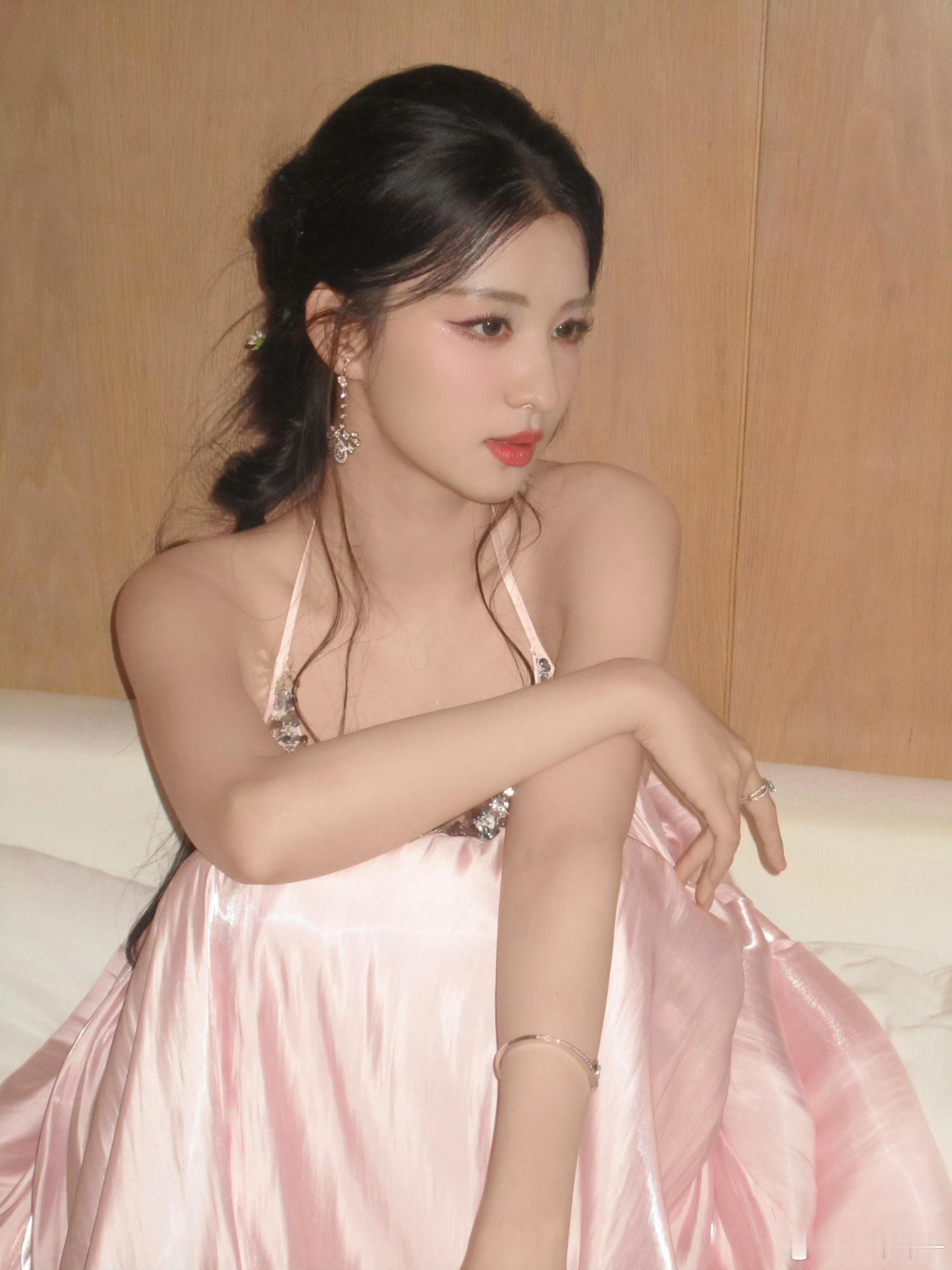王楚然VOGUE定妆和外拍 ​​​